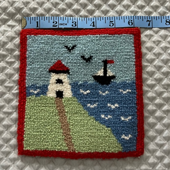 Hand Hooked Hot Pad from Nova Scotia - Picture 3 of 3